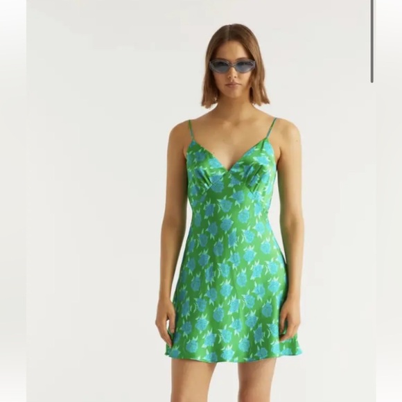 FROM FUTURE 100% silk “gloria mini dress” black and white hearts - Picture 2 of 6